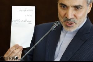 عکس جنجالی سخنگوی دولت در نشست خبری