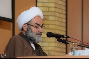 وضعیت فرهنگی در دانشگاهها و مدارس تاسف برانگیز است
