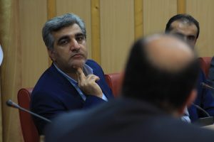 با التزام به قانون و افزایش مهارت خودکنترلی برای انجام وظایف محوله همت شود