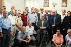 حسب قوانین و مقررات با همه توان در خدمت بازنشستگان هستیم