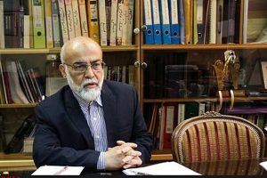 تداخل مرزهای قدرت و ثروت محل ایجاد فساد است/ دولتیها نباید اجازه فعالیت اقتصادی داشته باشند