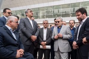 دولت خود را به تأمین زیرساخت های مسکن مهر متعهد می داند