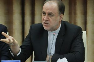 لاریجانی مصوبه دولت برای افزایش حقوق ها را لغو کرد/دولت پیشنهاد جدیدی بدهد