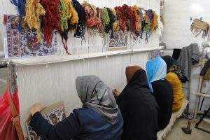 ۱۳ هزار بافنده فرش در گیلان مشغول فعالیت هستند