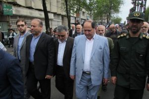 نمازگزاران گیلانی برای حمایت از سپاه پاسداران تظاهرات کردند