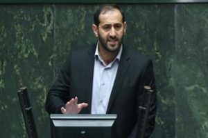 توهین استاندار به نمایندگان توهین به شعور مردم گیلان است/ استاندار گیلان شمشیر را از روبهرو بسته