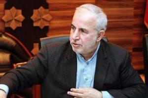 حذف منتقدان مصداق دیکتاتوری است/ مجلس عکسالعمل نشان میدهد