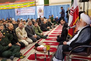 شرکت در راهپیمایی روز ۲۲ بهمن نشاندهنده وحدت در جامعه است