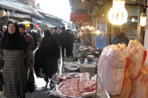 فرمانداران مأمور برخورد با گران فروشی هستند