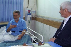 عیادت عضو هیات مدیره خانه مطبوعات ایران از مدیرمسئول گیلانیان