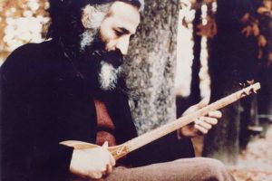 محمدرضا لطفی – نوازنده‌ی پیشکسوت تار از دنیا رفت
