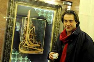 مسلمان شدن «شان علی» پسر «الیو استون» در ایران، توجه رسانه‌ها را برانگیخت