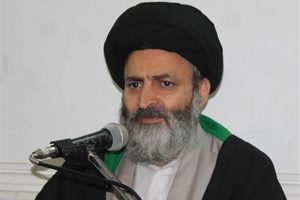 دین و اقتصاد دغدغه اصلی مردم است/ سیاسیکاری به مردم و حیثیت نظام لطمه میزند
