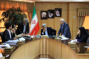 در کنار کارکردهای ملی پروژههای بزرگ، منافع و مسائل استان باید مورد توجه قرار گیرد