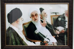 نمی شود گفت من ذوب در ولایتم ولی چون نماینده ولی فقیه را قبول ندارم…
