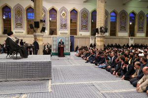 سبک زندگی را با فرهنگسازی به مسیر اسلامی آن بازگردانید