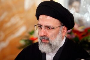 ما در برخورد با مفاسد، هیچ خط قرمزی جز اجرای قانون نمی شناسیم