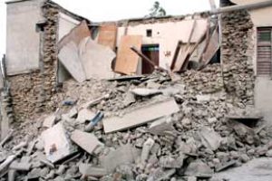 شمار قربانیان زلزله آذربایجان‌شرقی ۱۸۰ نفر