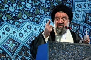 عدهای با گفتار خود سعی در تیره نشان دادن آینده نظام دارند