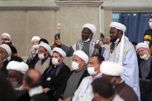 جمهوری اسلامی با الهام از اهلبیت اژدهای هفتسر استکبار را عقب راند و پیشرفت کرد