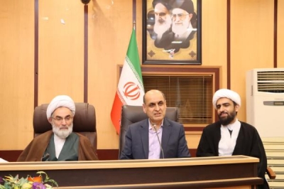 تمرکززدایی و افزایش اختیارات استانداران به حل مشکلات گیلان کمک می کند