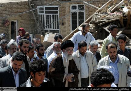 ملت ایران همدرد و همدل با ساکنان مناطق زلزلهزده هستند